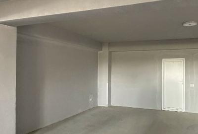 Apartament cu 2 camere decomandat, mobilat în Boreal