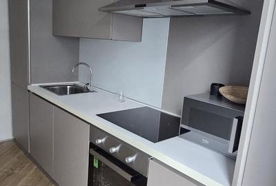 Apartament cu 2 camere decomandat în Tei