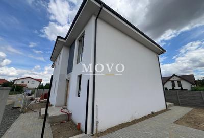 Duplex cu 4 camere cu Canalizare în Giroc