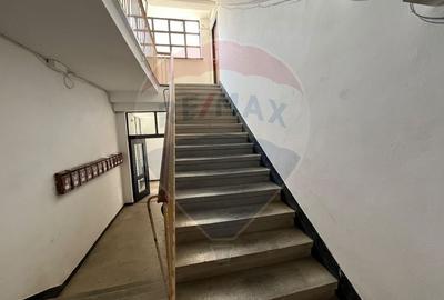 Apartament cu 3 camere decomandat, mobilat în Central - 12