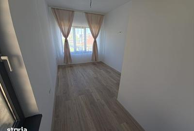 Casă cu 4 camere cu Teren 162 Mp în Central - 8