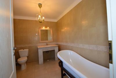 Casă individuală cu 5 camere cu Teren 500 Mp în Corbeanca - 14