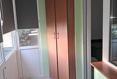 Apartament cu 2 camere semidecomandat în Lipovei