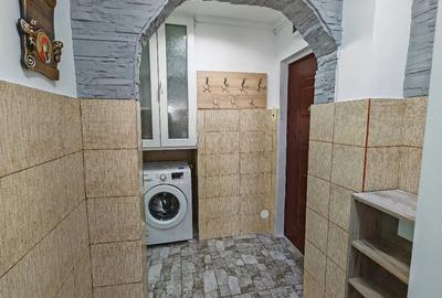Garsonieră decomandată în Central - 1