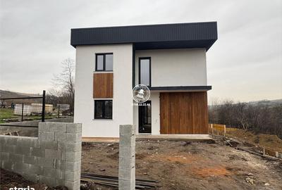 Casă cu 4 camere în Vânători - 10