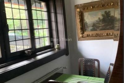 Apartament cu 4 camere în Castelul Peleș - 11
