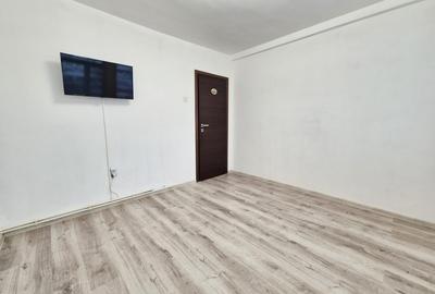 Apartament cu 2 camere semidecomandat, mobilat în Central - 1