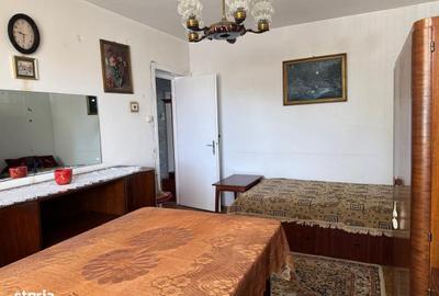 Apartament cu 3 camere decomandat în Grigorescu