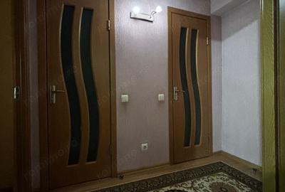 Apartament cu 3 camere decomandat în Ștefan cel Mare - 2