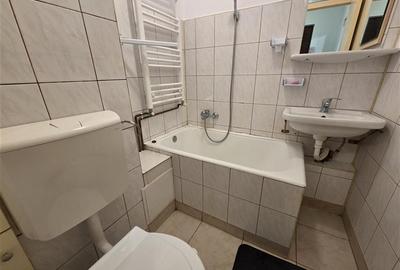 Apartament cu 2 camere nedecomandat, mobilat în Uzina 2 - 21