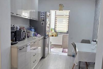 Apartament cu 2 camere decomandat în Far - 3