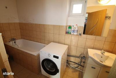 Casă cu 2 camere în Peștișu Mare - 1