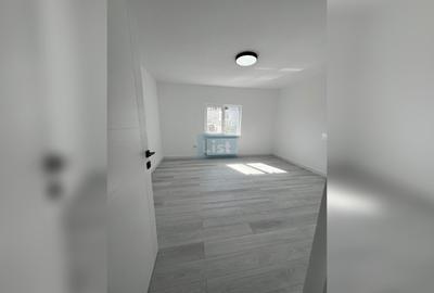 Casă cu 3 camere cu Teren 300 Mp în Centura