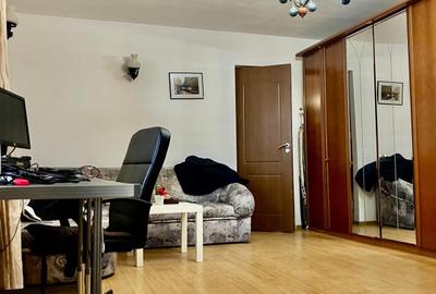 Apartament cu 2 camere semidecomandat în P-ța Romană - 1