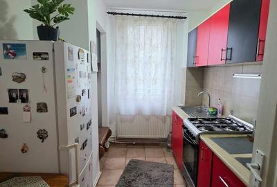 Apartament cu 2 camere decomandat în Ultracentral