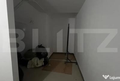 Spațiu comercial, de 850 mp, în Central - 15