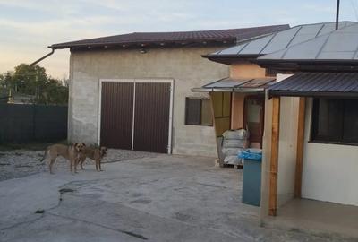 Casă cu 5 camere în Stoenești - 1