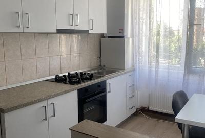 Apartament cu 2 camere semidecomandat în Ultracentral