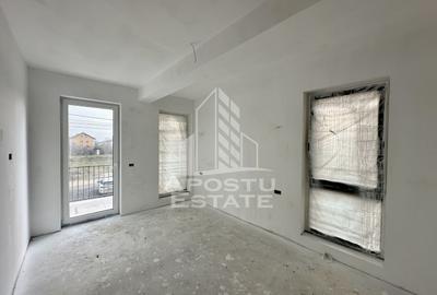 Apartament cu 3 camere decomandat în Dumbrăvița - 1
