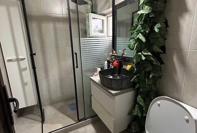 Apartament cu 2 camere semidecomandat în Pantelimon