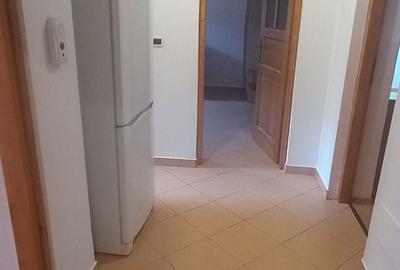 Apartament cu 3 camere decomandat în Sud - 4