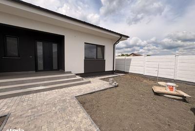 Casă cu 4 camere în Șendreni - 20