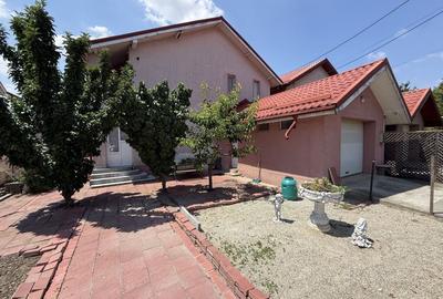 Casă individuală cu 4 camere cu Canalizare în Berceni
