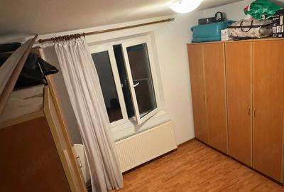 Apartament cu 3 camere decomandat, mobilat în Olteniței