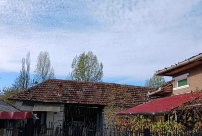 Casă cu 3 camere în Central - 2