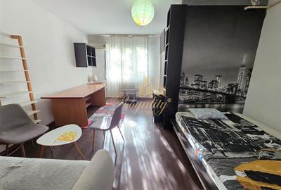 Garsonieră semidecomandată, mobilată în Complex Studențesc