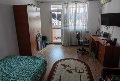 Apartament cu 2 camere semidecomandat în Dristor