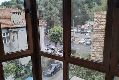 Apartament cu 2 camere decomandat în Drumul Carului