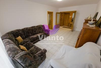 Apartament cu 2 camere decomandat, mobilat în Central