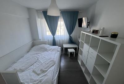 Garsonieră decomandată în Central