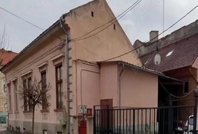 Spațiu comercial, de 213 mp, în Central