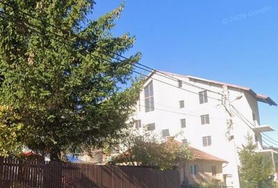 Casă cu Teren 415 Mp în Central