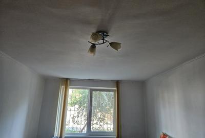 Apartament cu 2 camere decomandat în Tei - 2