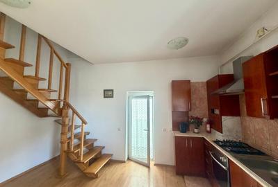 Apartament cu 3 camere în Tolstoi
