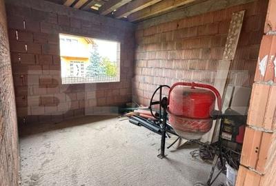 Casă cu 3 camere cu Teren 300 Mp în Central - 6