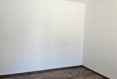 Casă cu 3 camere cu Canalizare în Brătianu - 4