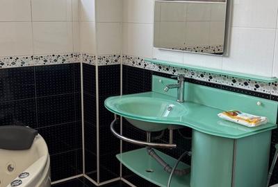 Apartament cu 2 camere decomandat în 9 Mai