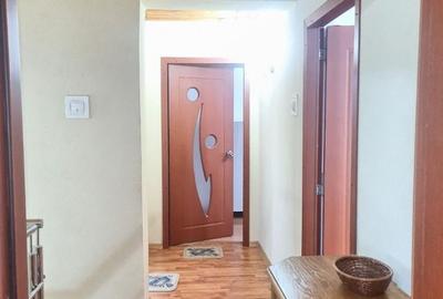Casă cu 4 camere cu Teren 1000 Mp în Central