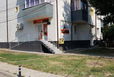 Spațiu comercial, de 51 mp, în Central - 2