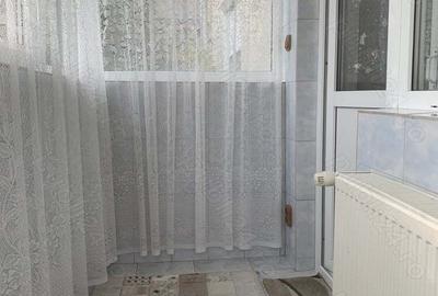 Apartament cu 3 camere decomandat în Caracal - 5