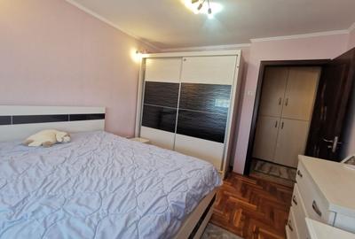 Apartament cu 3 camere decomandat în Tomis Nord
