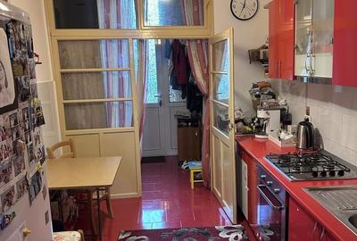 Apartament cu 2 camere decomandat în Boul Roșu