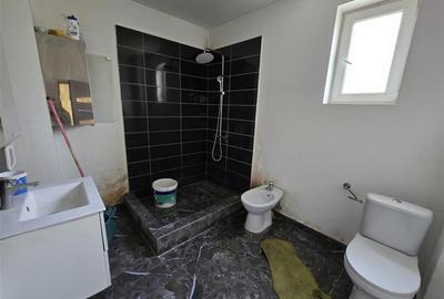Casă individuală cu 8 camere cu Canalizare în Prejmer - 14
