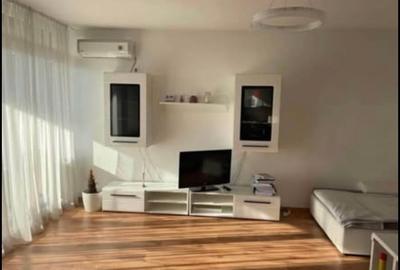 Apartament cu 2 camere semidecomandat în Soarelui