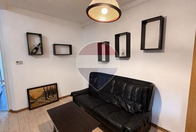 Apartament cu 3 camere semidecomandat în Iris