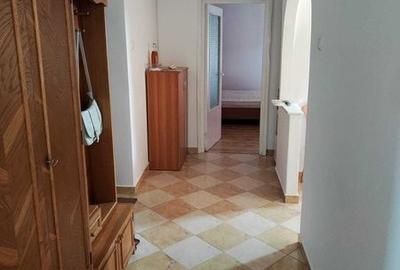 Apartament cu 2 camere decomandat în Solidarității - 1